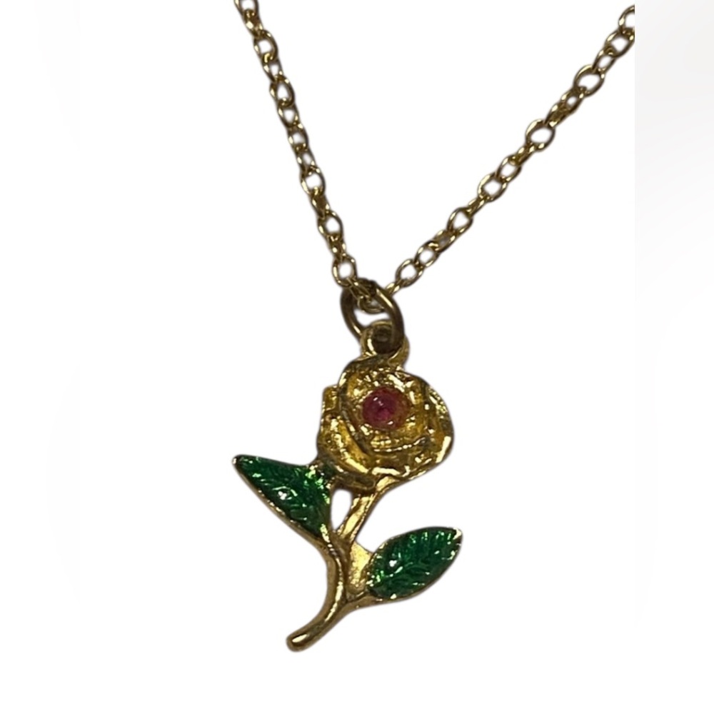 Gold Tone Flower Necklace #9124